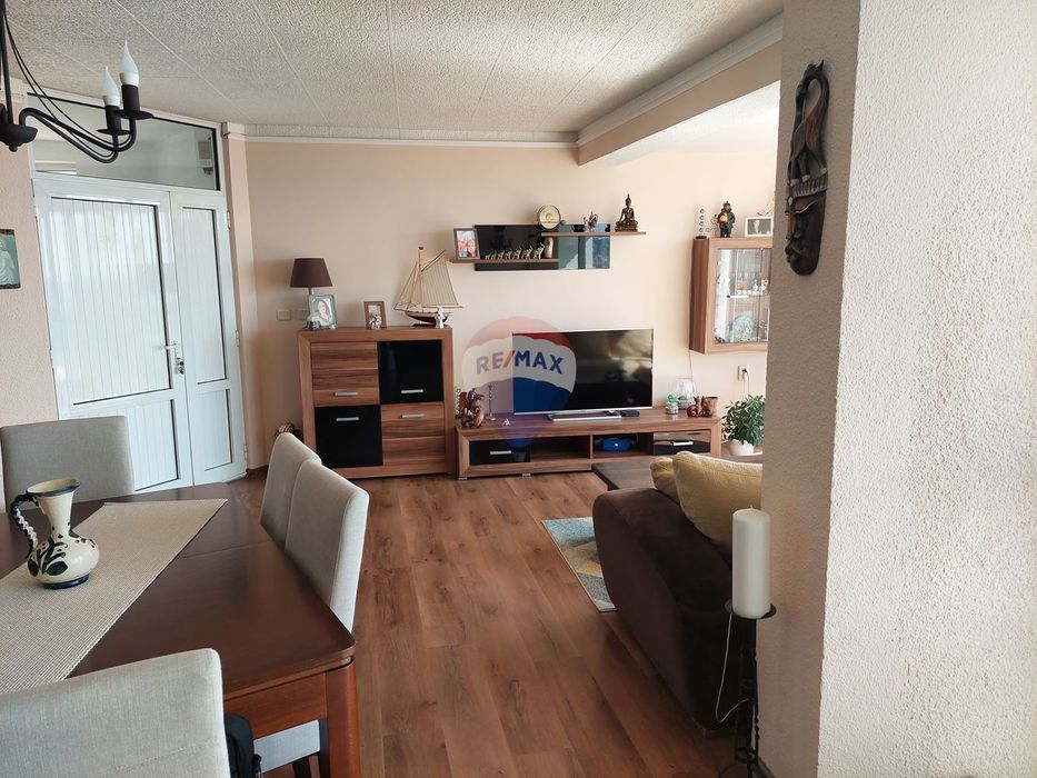 Продава се Къща в Варна, м-т Св. Никола - 650 кв.м за 659 €/кв.м - Снимка #6