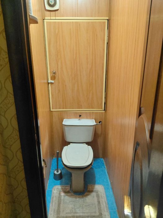 Продается квартира 1/4/5 ТТЗ Ахмад Югнаки 1 комнатная 4 этаж