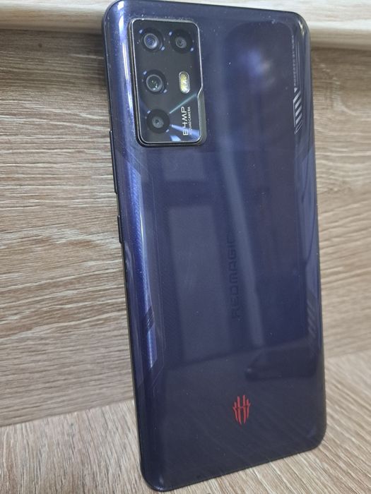 Продам телефон REDMAGIC