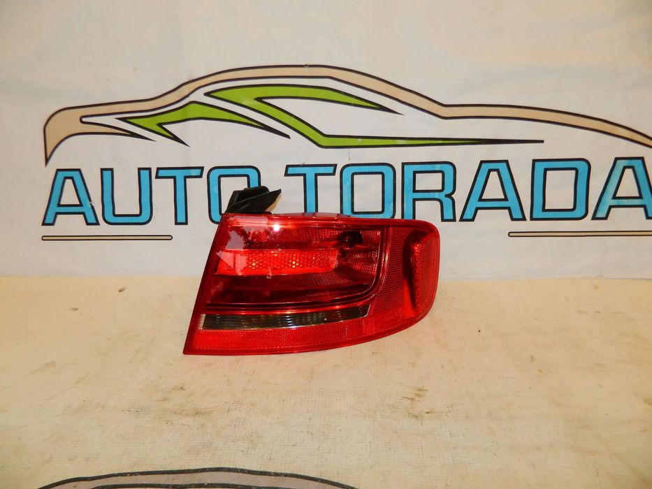 Stop dreapta Audi A4 B8 Sedan model 2008-2011