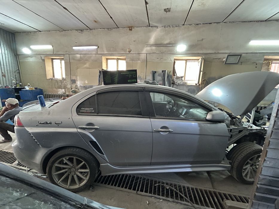 Mitsubishi Lancer