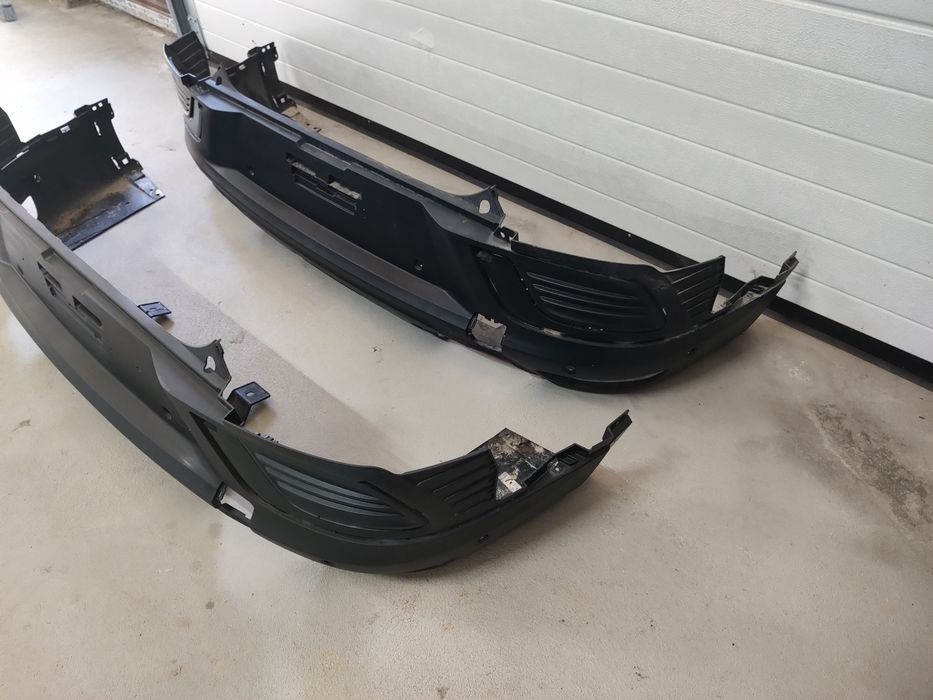 Bara spate , spoiler Renault Arkana