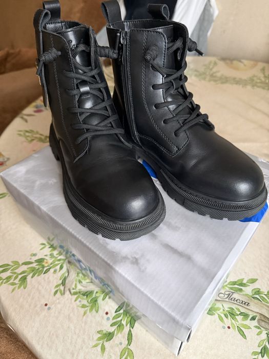 Ботинки демисезонные 35 размер