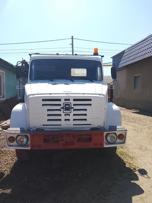 Продам машину Зил