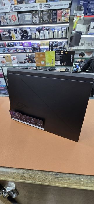 Asus ROG Strix G18