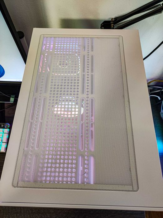 Нов! Ryzen 5 7500F, RTX 5060, 16GB RAM, 512GB SSD NVMe