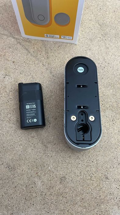 Yale Linus Slim L2-05 – Smart lock