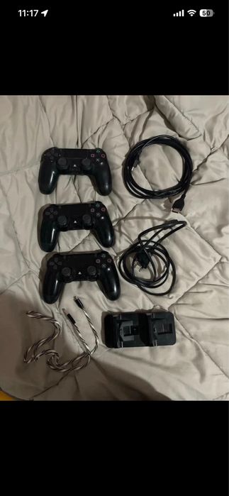 Ps4 1300 lei negociabil