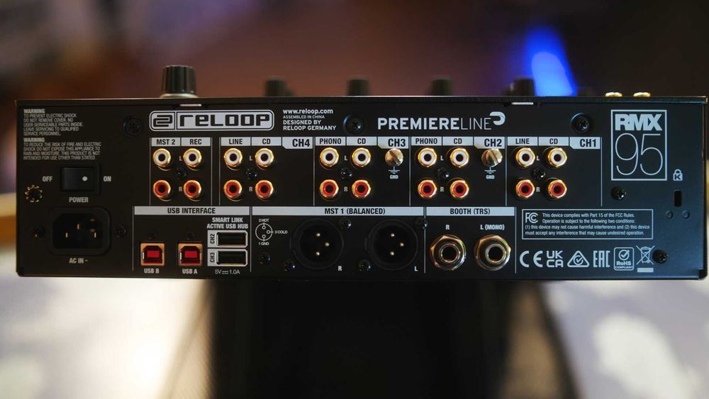Mixer profesional Reloop RMX-95 Dual usb