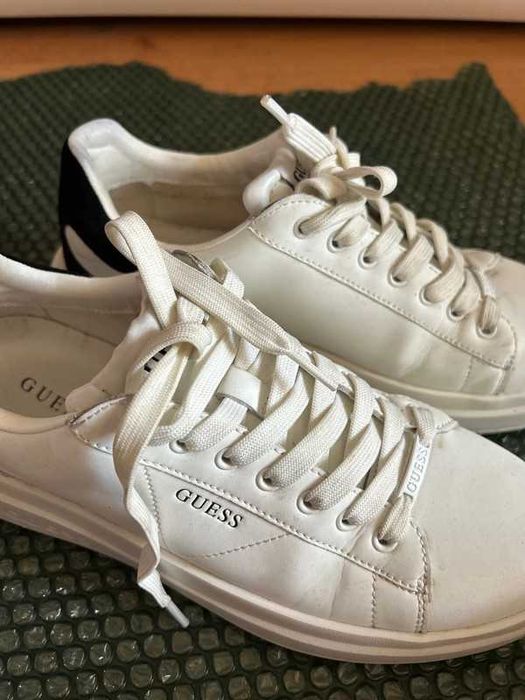 Adidasi Guess Elbina