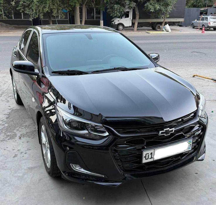 Chevrolet Onix Turbo Premier, 2023 (63,000 km)