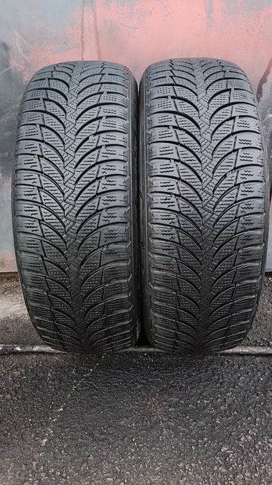 2бр. зимни гуми 195/65/15 Nexen Winguard Snow 
dot22
7mm
Добро състоян