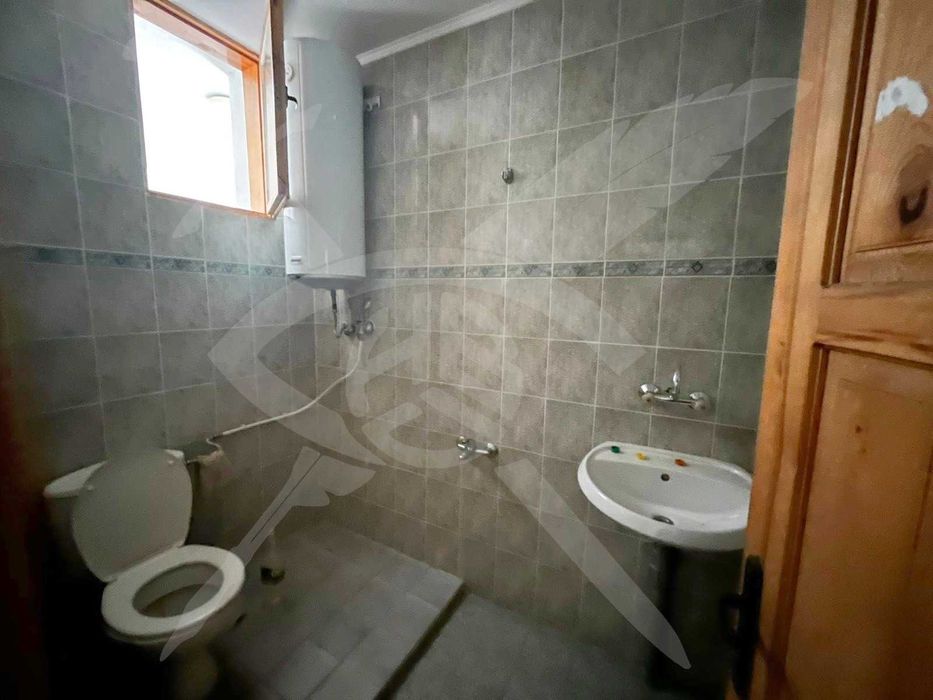 Продава се Промишлена сграда в Стамболийски - 1750 кв.м за 458 €/кв.м - Снимка #12