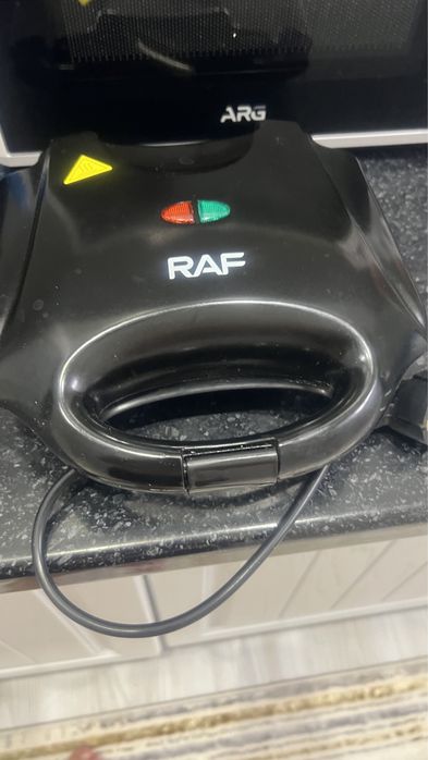 Срочно продается вафельница