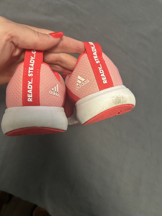 Маратонки Адидас за мамече