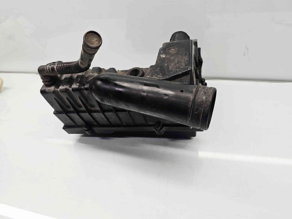 Carcasa filtru aer Volkswagen Passat B6 Variant (3C5) [Fabr 2005-2010]