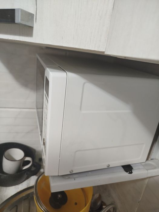 Микроволновая печь