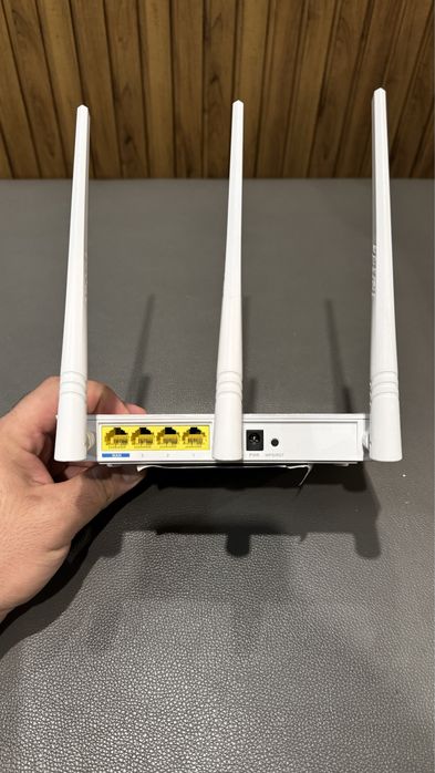 Продам wi-fi роутер Tenda N300 F3 беспроводной маршрутизатор Wifi