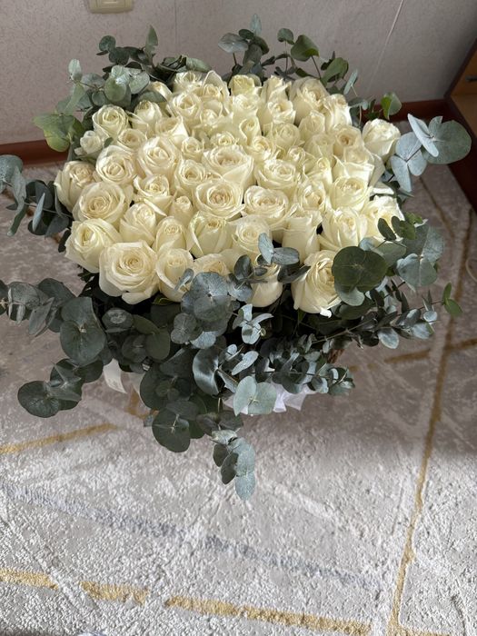 Цветы. Белые розы.