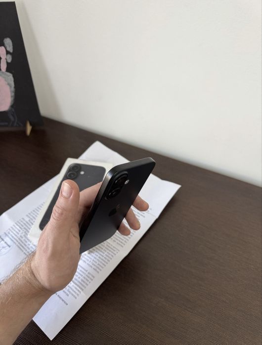 Iphone 16 на 256gb  Айфон 16