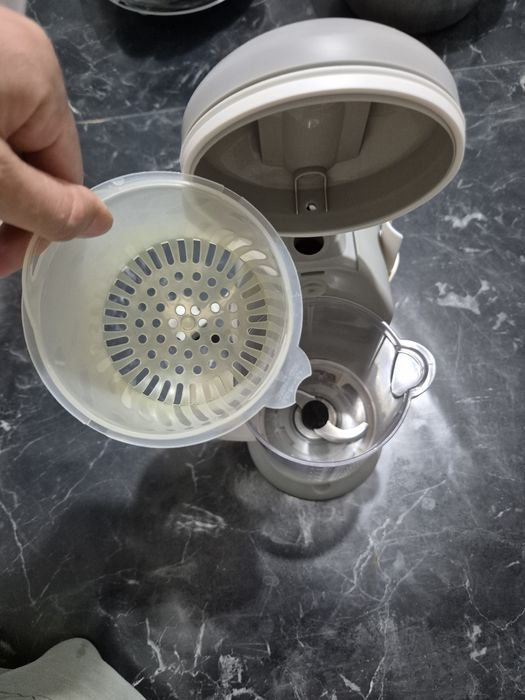 Детская пароварка для первого прикорма