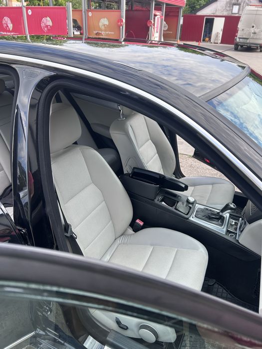 MERCEDES-BENZ C-Class 2011 — imagine 3