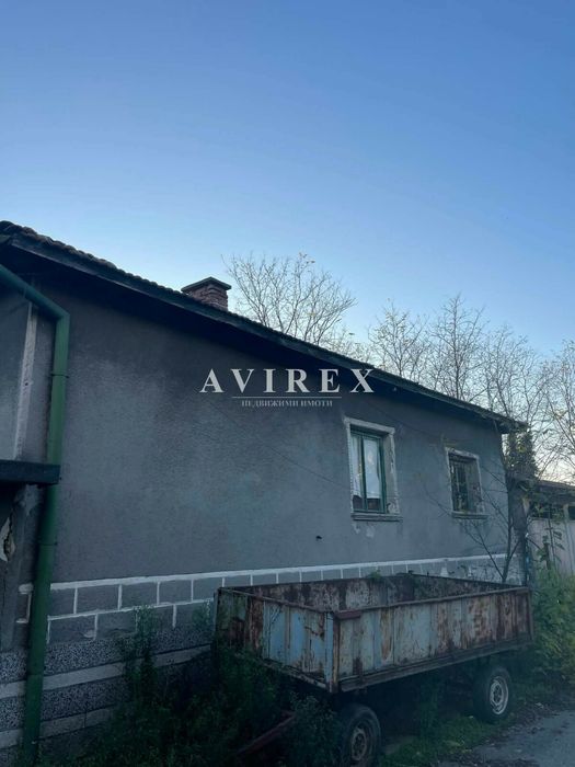 Къща за продажба - с. Бяла Река, 760 кв.м допълнителни 1100 кв.м