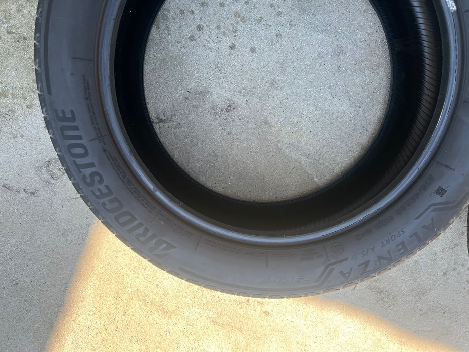 Bridgestone Alenza sport 275/45/20 M+S Runflat