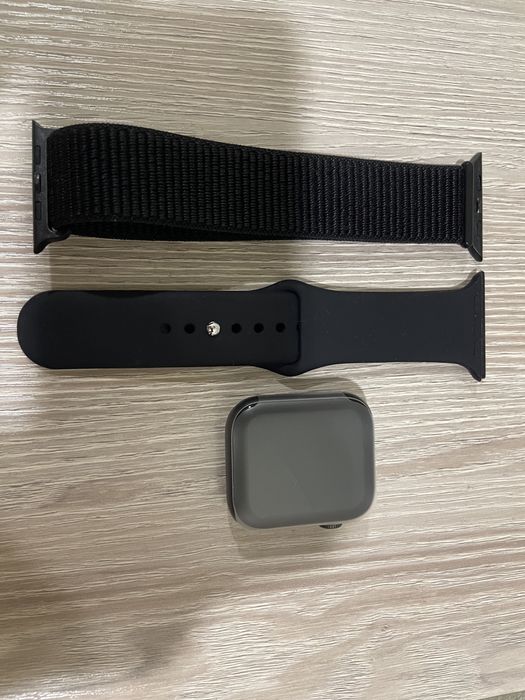 Продаю смарт часы Apple Watch 7 Series