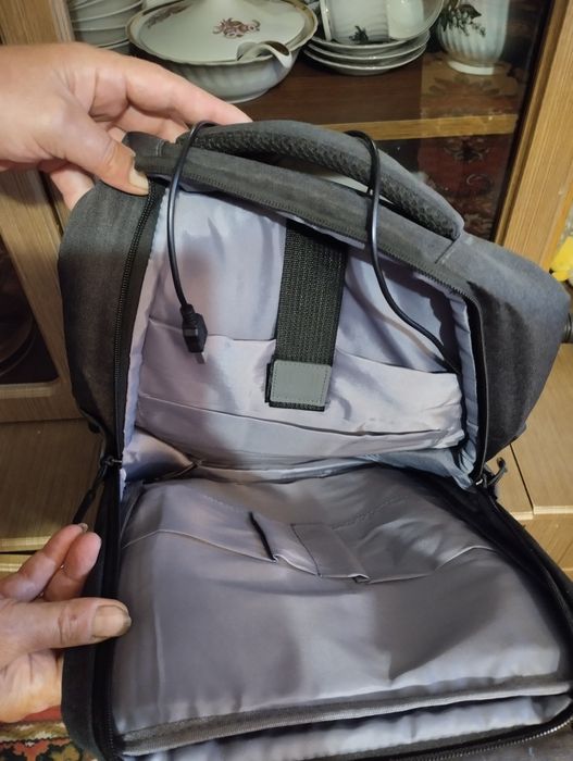 Сумка для ноутбука.