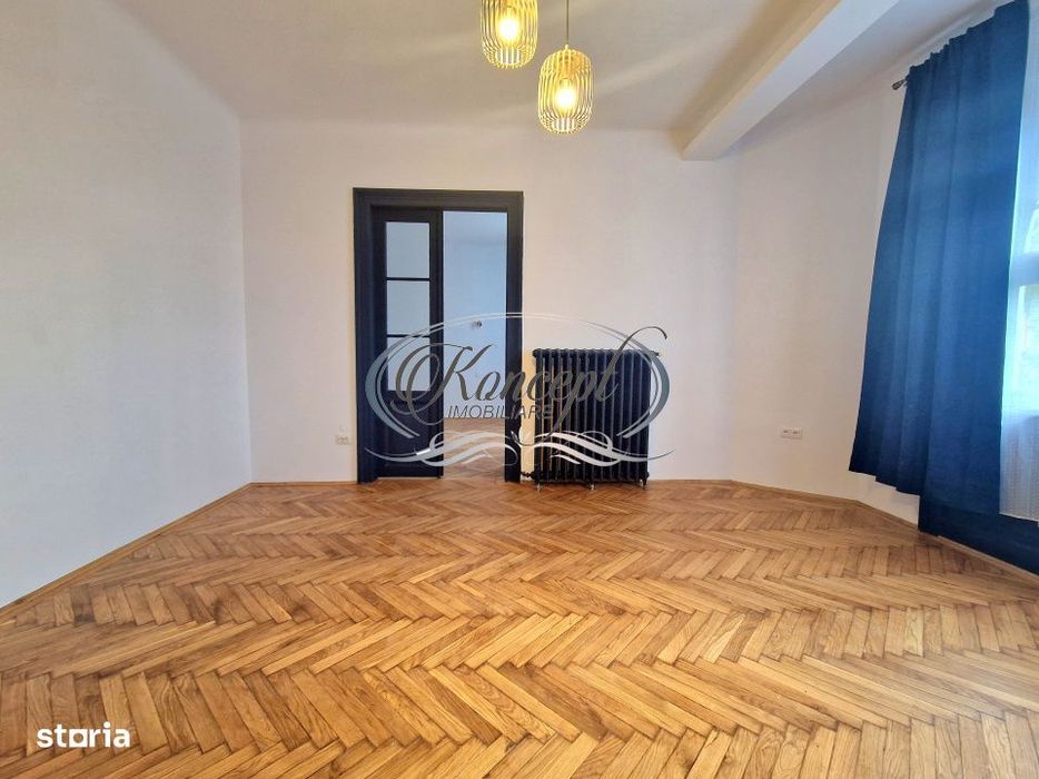 Apartament cu 3 camere in zona Ultracentrala
