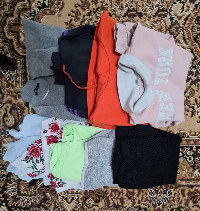 Set Haine dama, mărimea S  (65-68 piese )