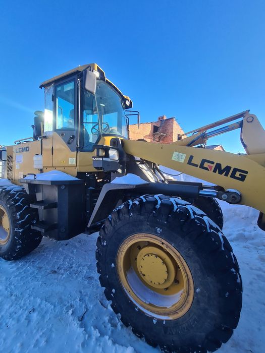 Продаётся погрузчик либо обмен