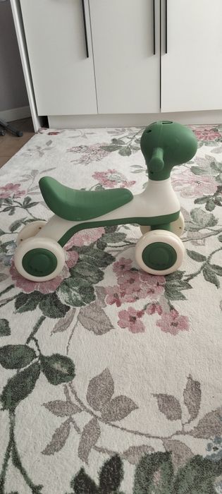 Продам беговел-талакар.