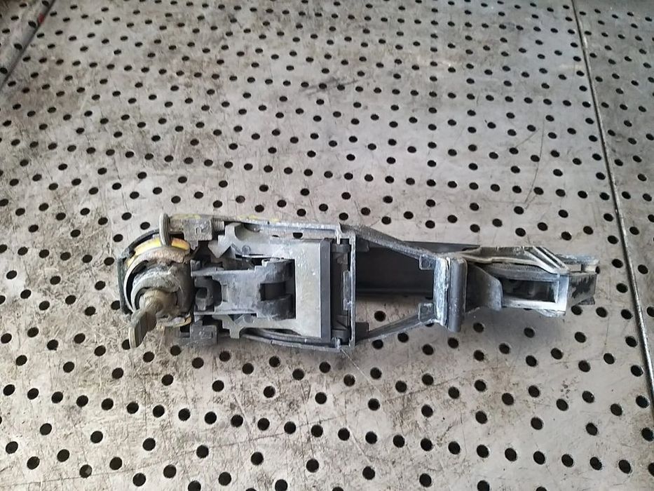 Maner usa stanga fata vw golf 4 1j break 3b0837885