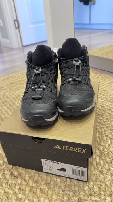 Кроссовки Adidas Terrex