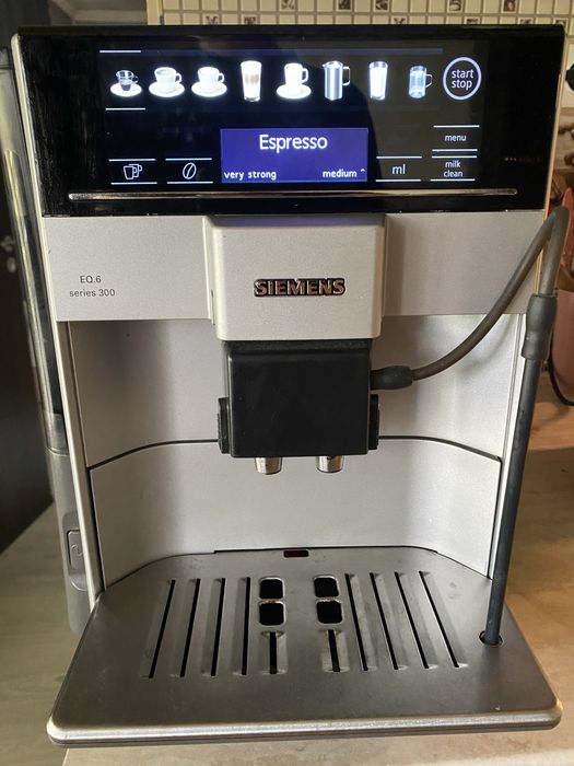Кафеавтомат SIEMENS EQ6 series 300