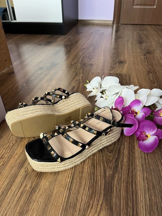 Лот всичко ОБЩО 25лв Сандали платформа ток летни есенни пролетни