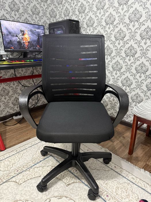 Продам офисный стул