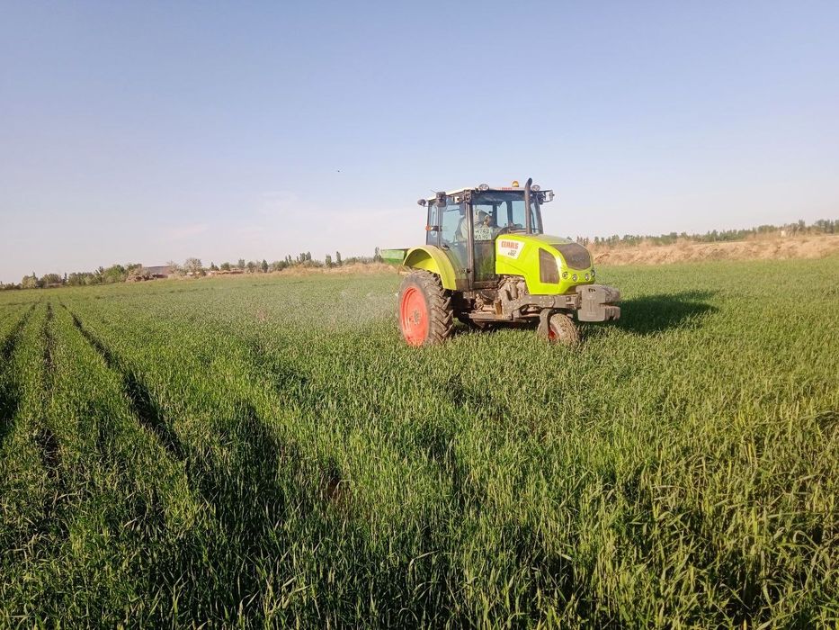 Traktor sotiladi