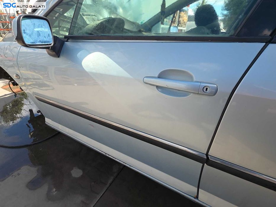 Usa Usi Portiera Portiere Stanga Fata Dezechipata Peugeot 407 SW 2004 - 2010 Culoare Albastru Azuriu EYL [Q7827]