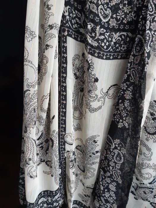 Красива, лека риза!