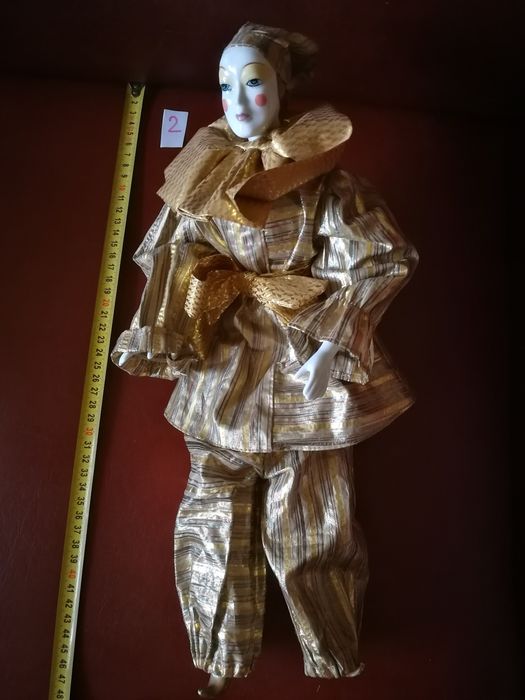 Vand clauni de decor