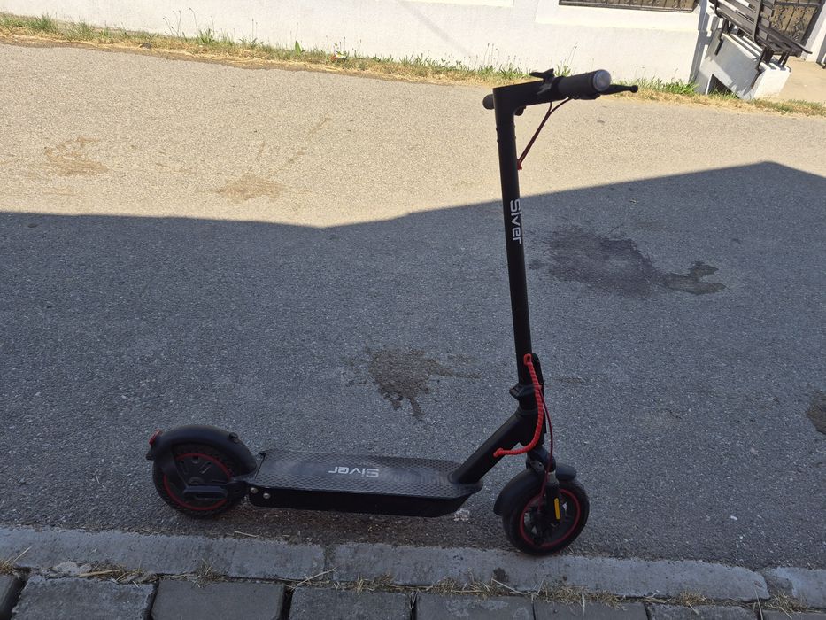 Trotinetă electrică Siver 30 km/h – roată plină spate