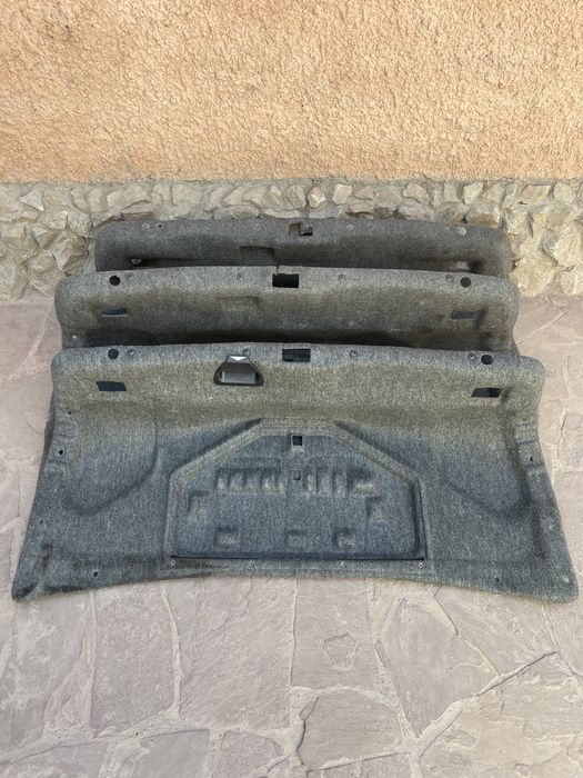 Обшивка багажника на BMW e34