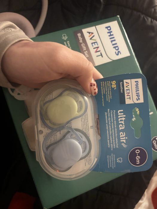 2 комплекта Шишета и биби Avent