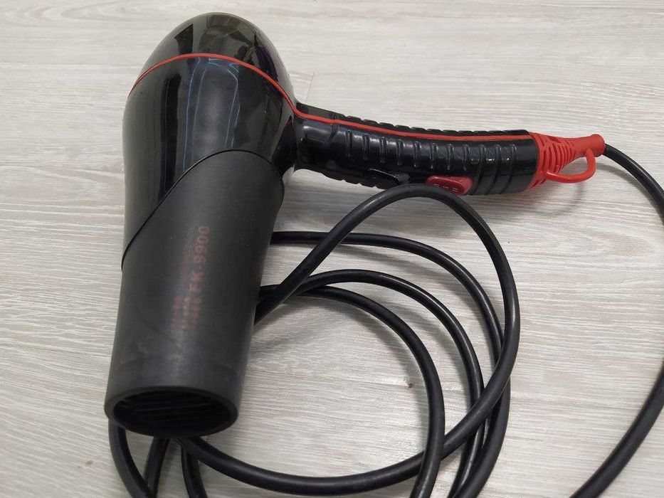 Фен для волос б/у