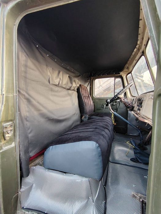 Бензовоз заправщик Урал Маз 6 талик мотор