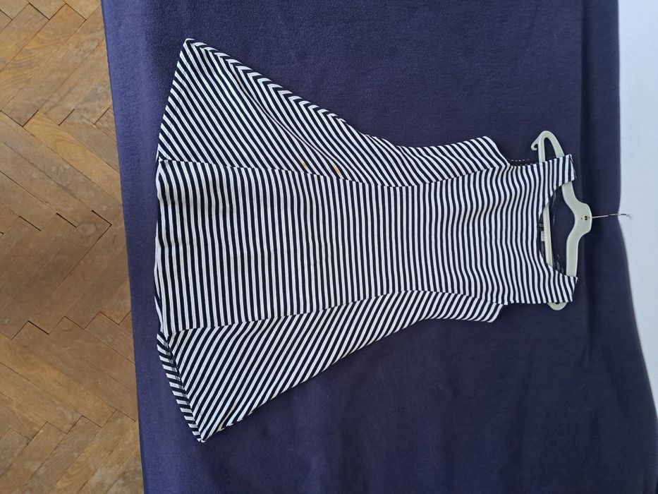 Рокля HM Divided размер 44 + подарък