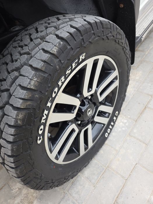 Диски с шинами новый  r20